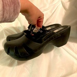 Dr. Scholl’s Go Play Black Shoes Size 10